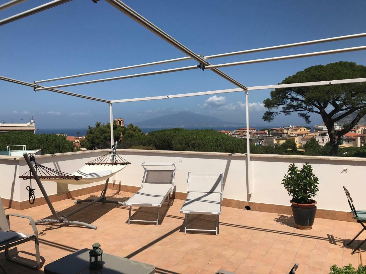 Casa Bice Amazing View Of Vesuvius Apartman Sorrento Kültér fotó